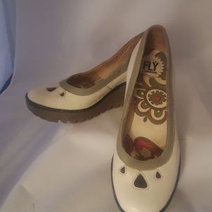 Fly London shoe